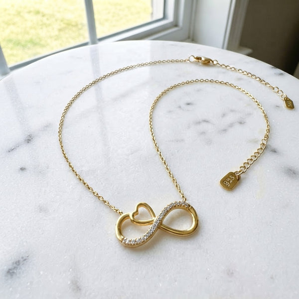 18K Gold Plated Infinity Heart Pendant Necklace